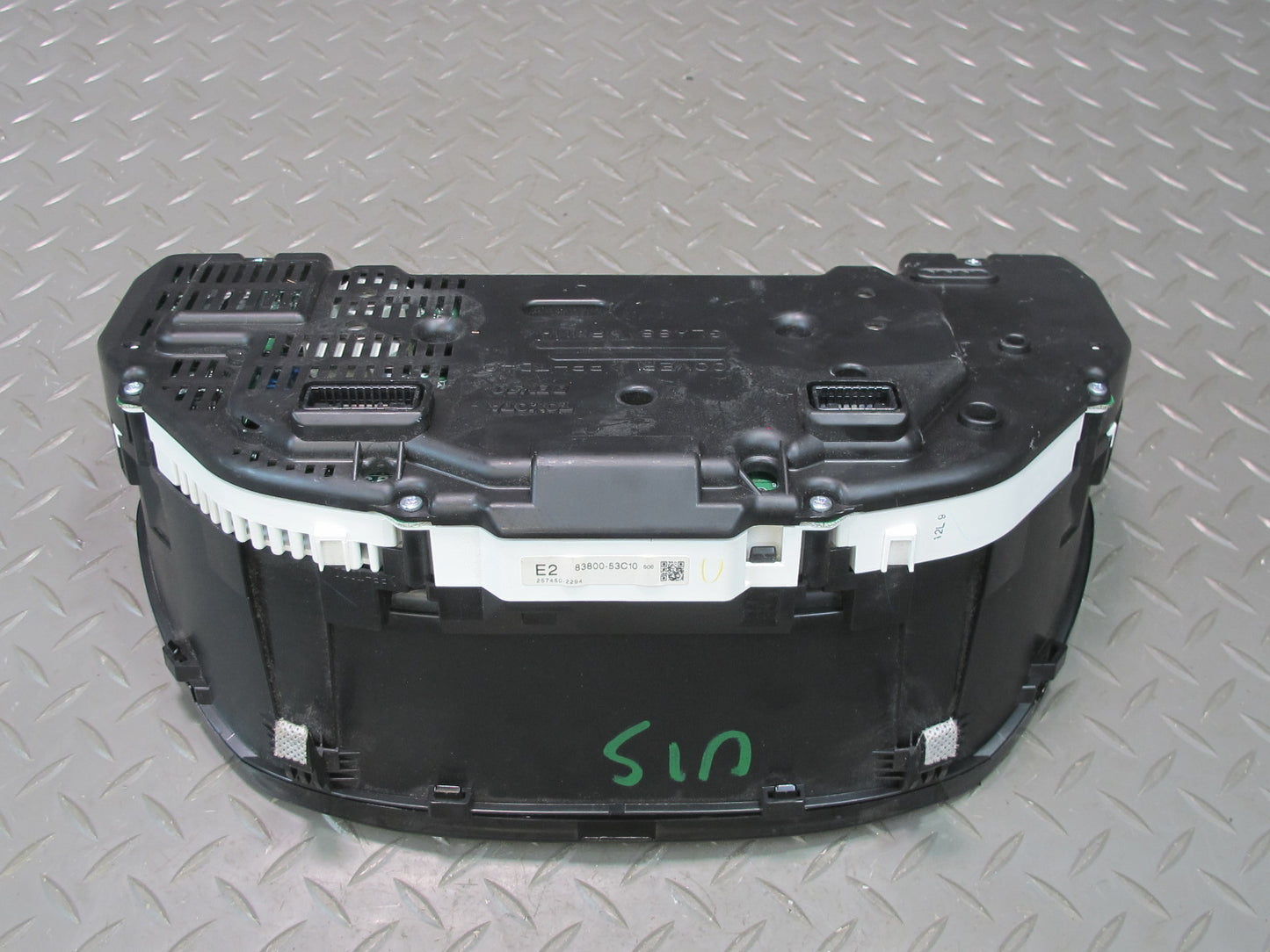 2010 Lexus GSE20L IS250 Convertible A/T Instrument Cluster Gauge Speedometer OEM