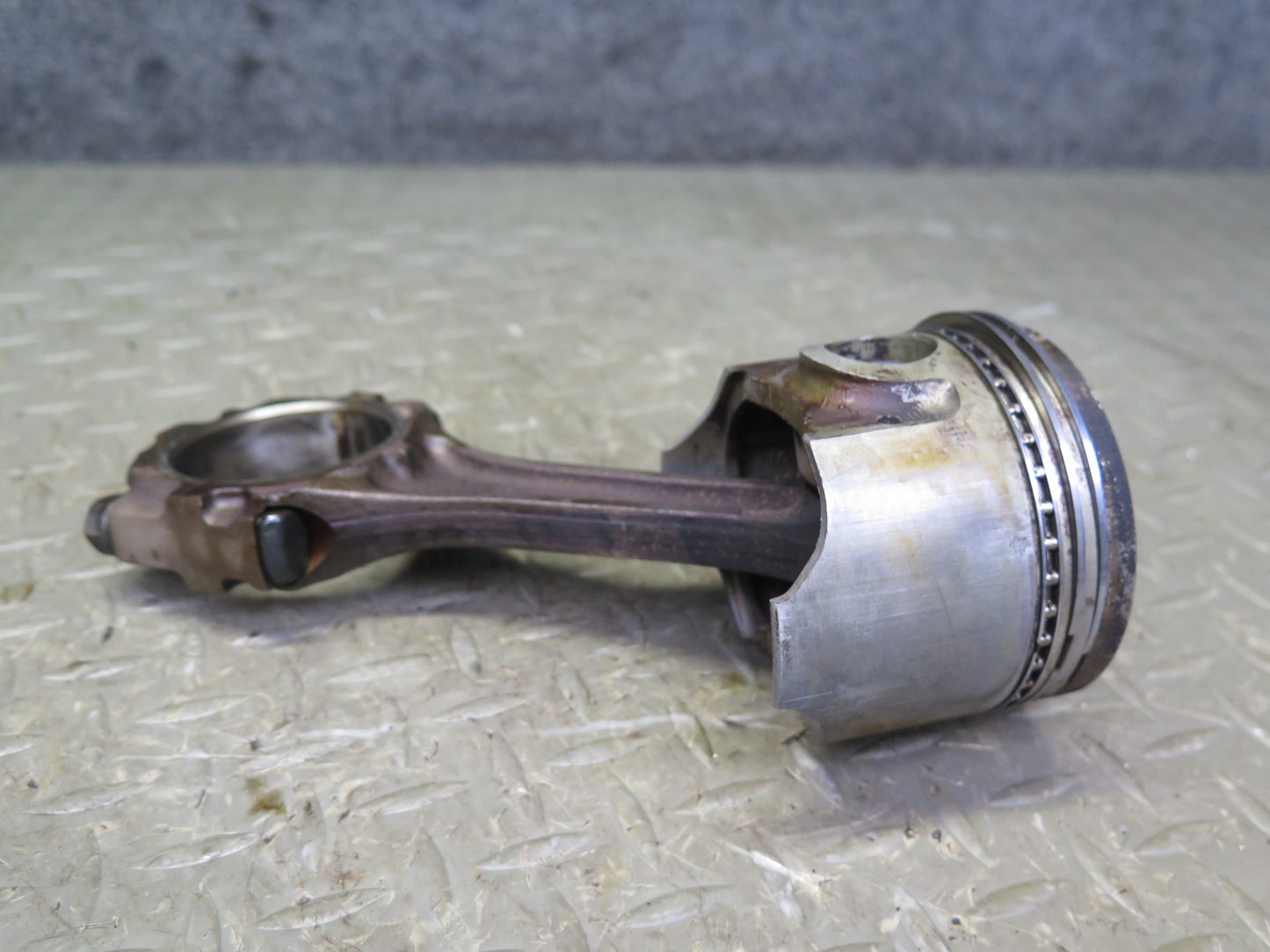 89-92 Toyota Supra MA70L MK3 7MGE NA Set of 5 Engine Piston w Connecting Rod OEM