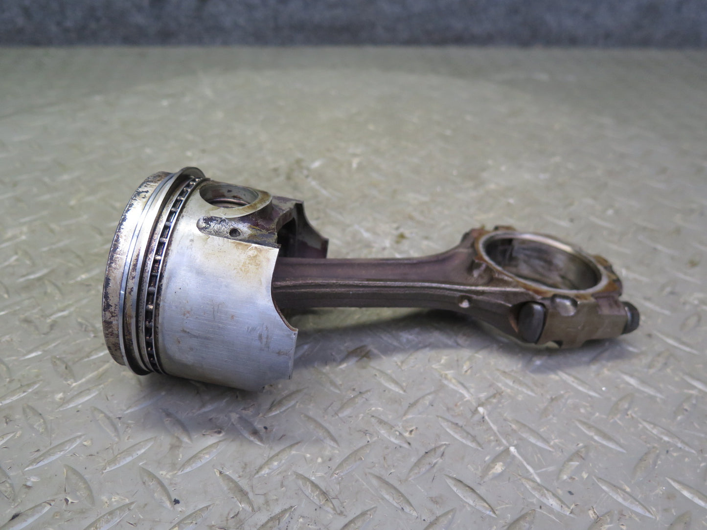 89-92 Toyota Supra MA70L MK3 7MGE NA Set of 5 Engine Piston w Connecting Rod OEM