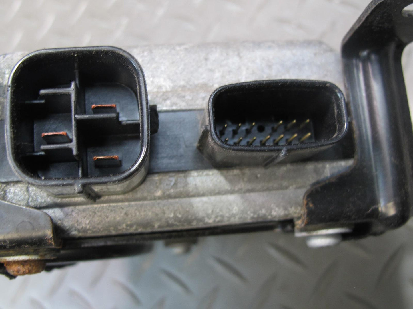 10-13 Lexus IS350 IS250 Convert Electric Steering Control Module 89650-53100 OEM