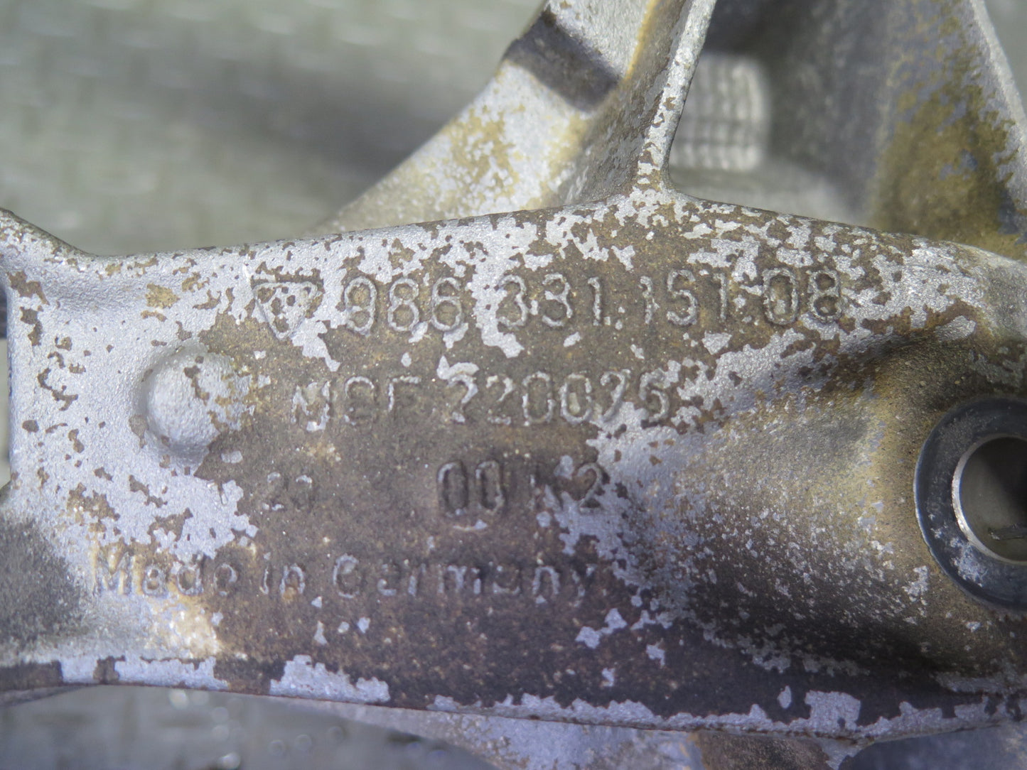 00-04 Porsche Boxster 986 M/T 5 Speed Transmission Subframe Mount Bracket Set