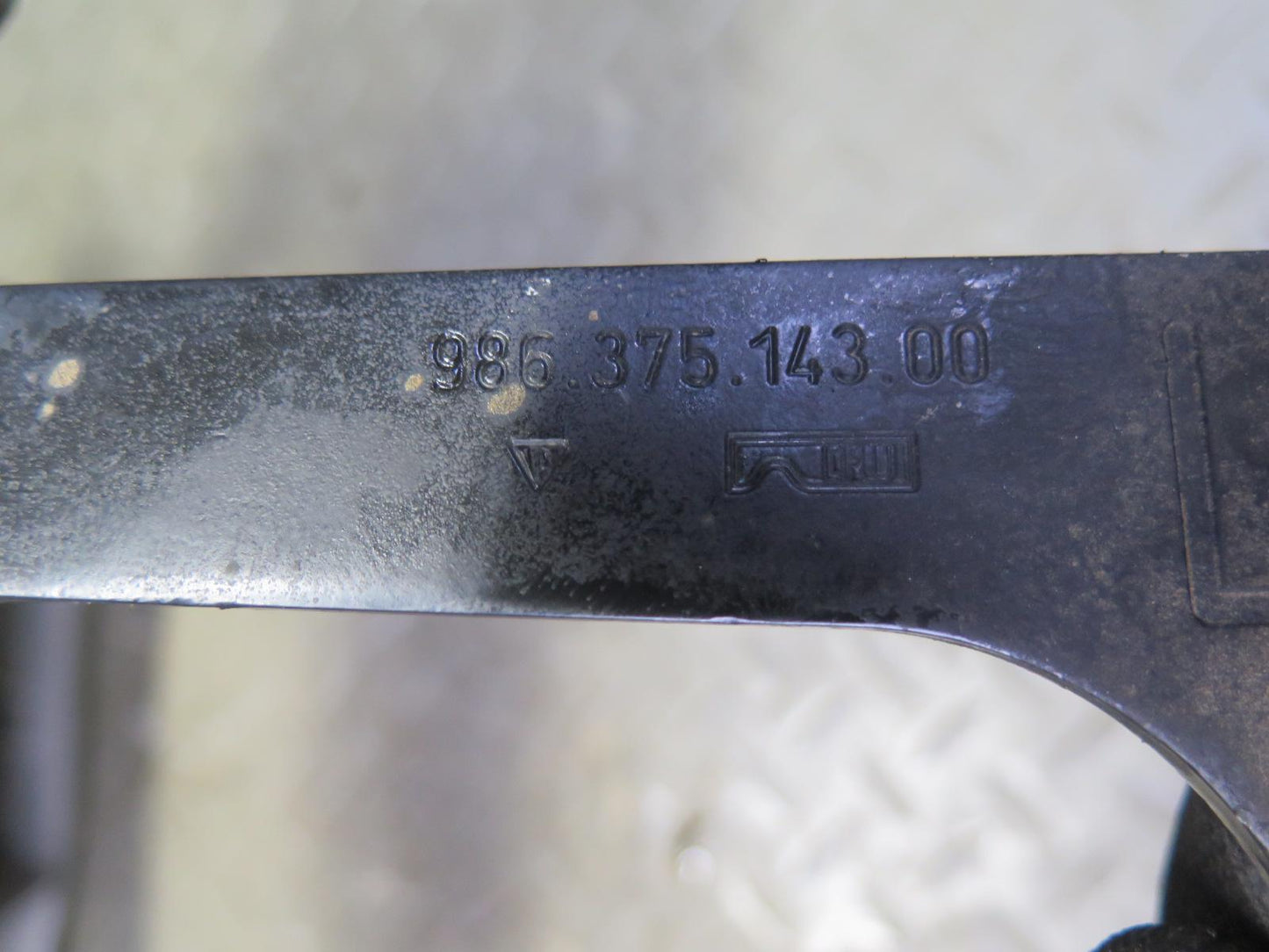 00-04 Porsche Boxster 986 M/T 5 Speed Transmission Subframe Mount Bracket Set