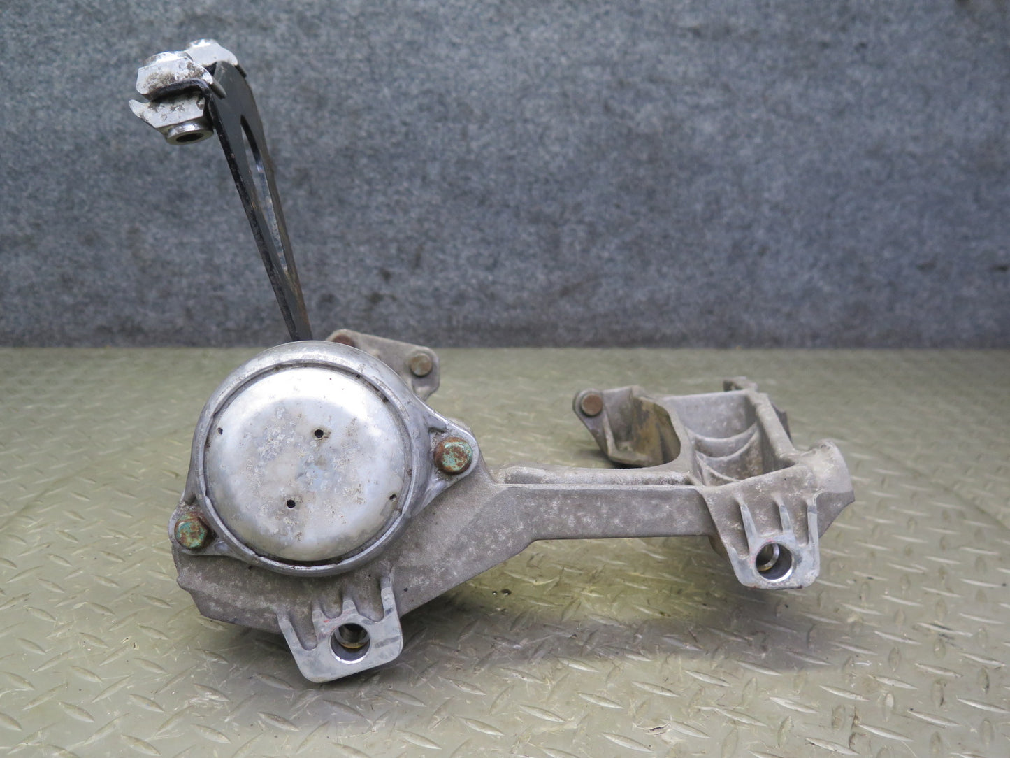 00-04 Porsche Boxster 986 M/T 5 Speed Transmission Subframe Mount Bracket Set