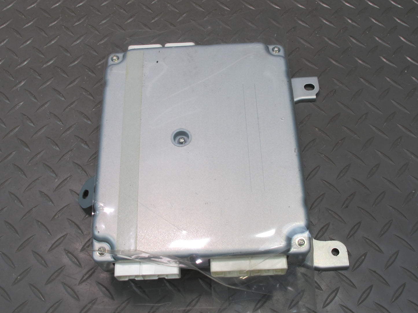 10-13 Lexus IS350 IS250 Convertible TOP Roof Control Module 89720-53010 OEM