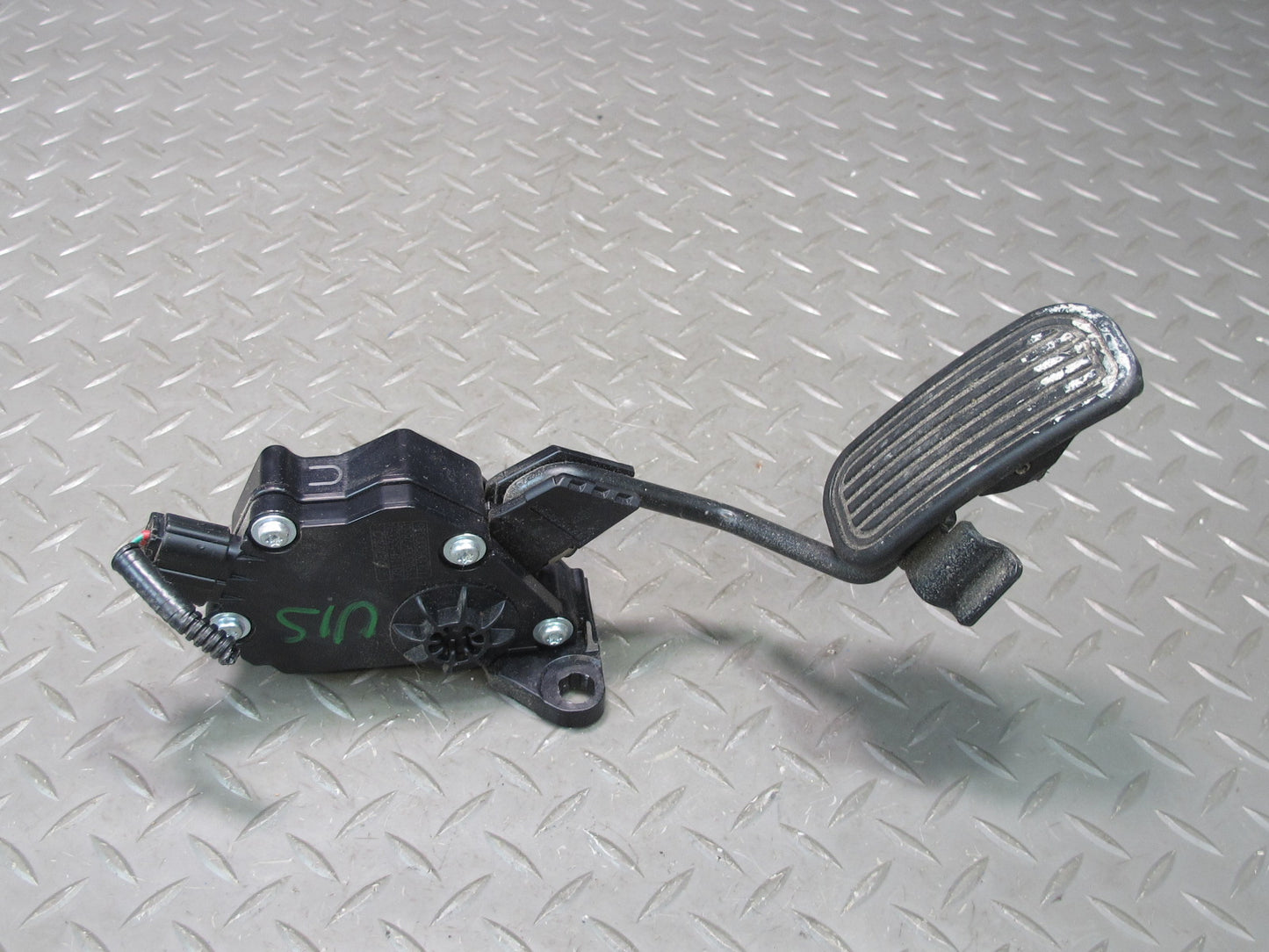 06-13 Lexus GSE20L IS350 IS250 RWD Gas Accelerator Pedal 78110-53031 OEM