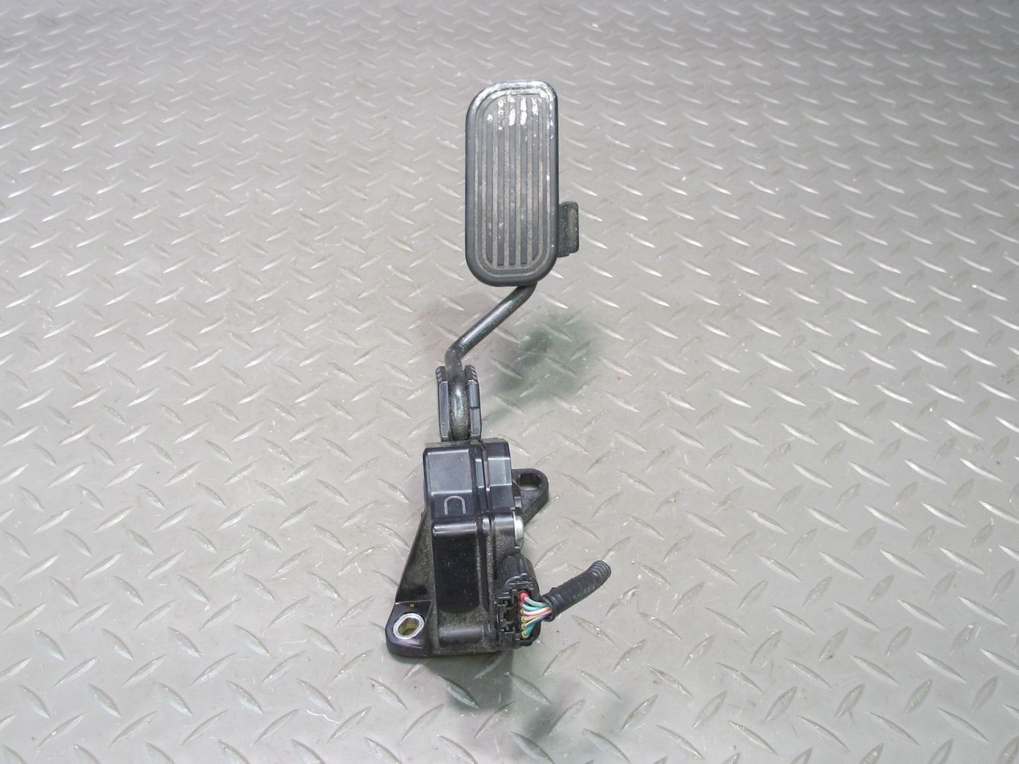 06-13 Lexus GSE20L IS350 IS250 RWD Gas Accelerator Pedal 78110-53031 OEM