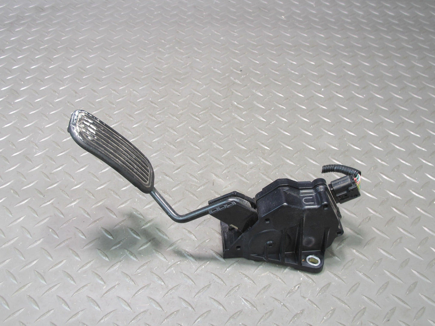 06-13 Lexus GSE20L IS350 IS250 RWD Gas Accelerator Pedal 78110-53031 OEM