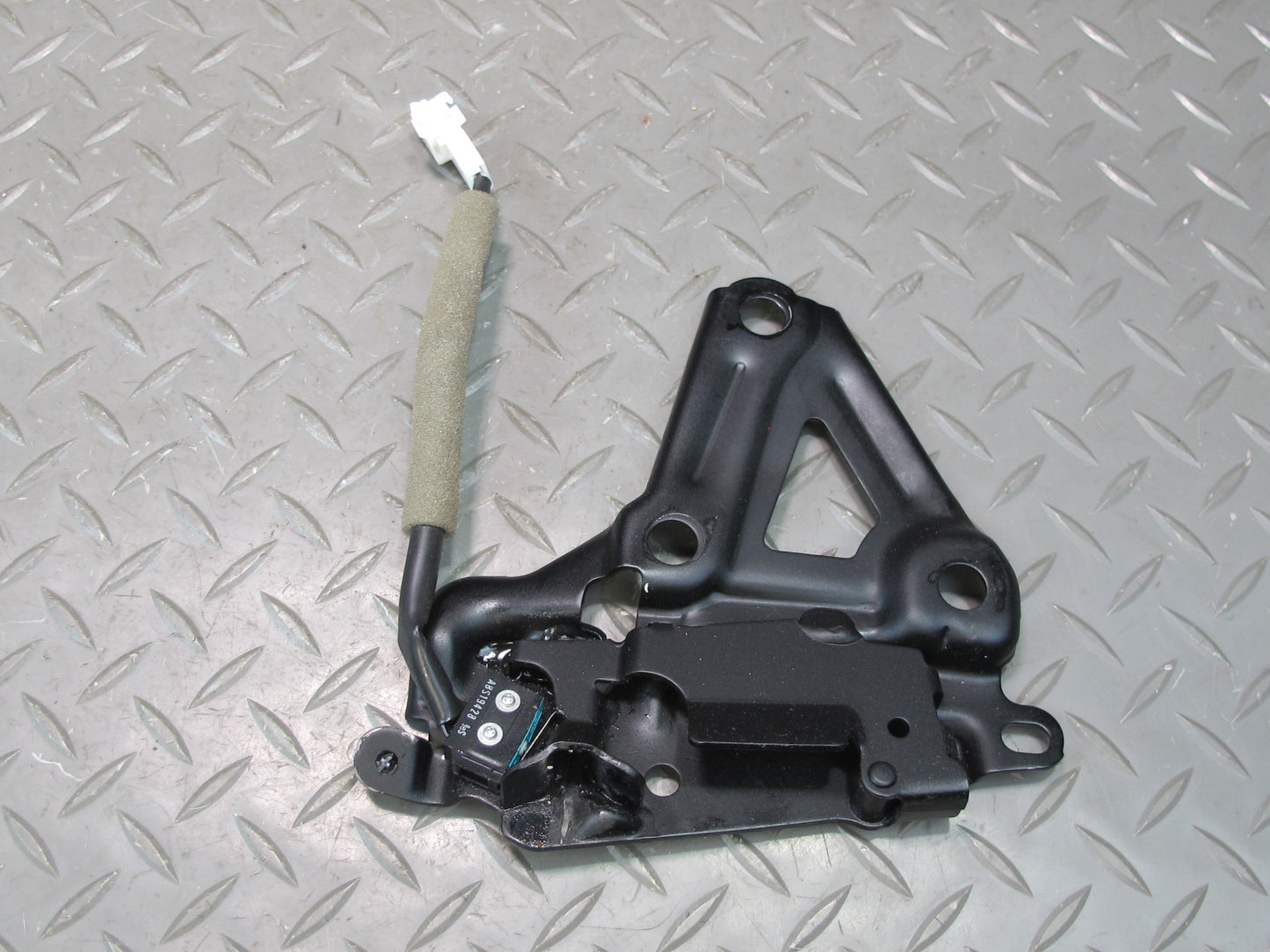 10-13 Lexus IS250 IS350 Convertible Set of 2 Front TOP Roof Lock Latch OEM