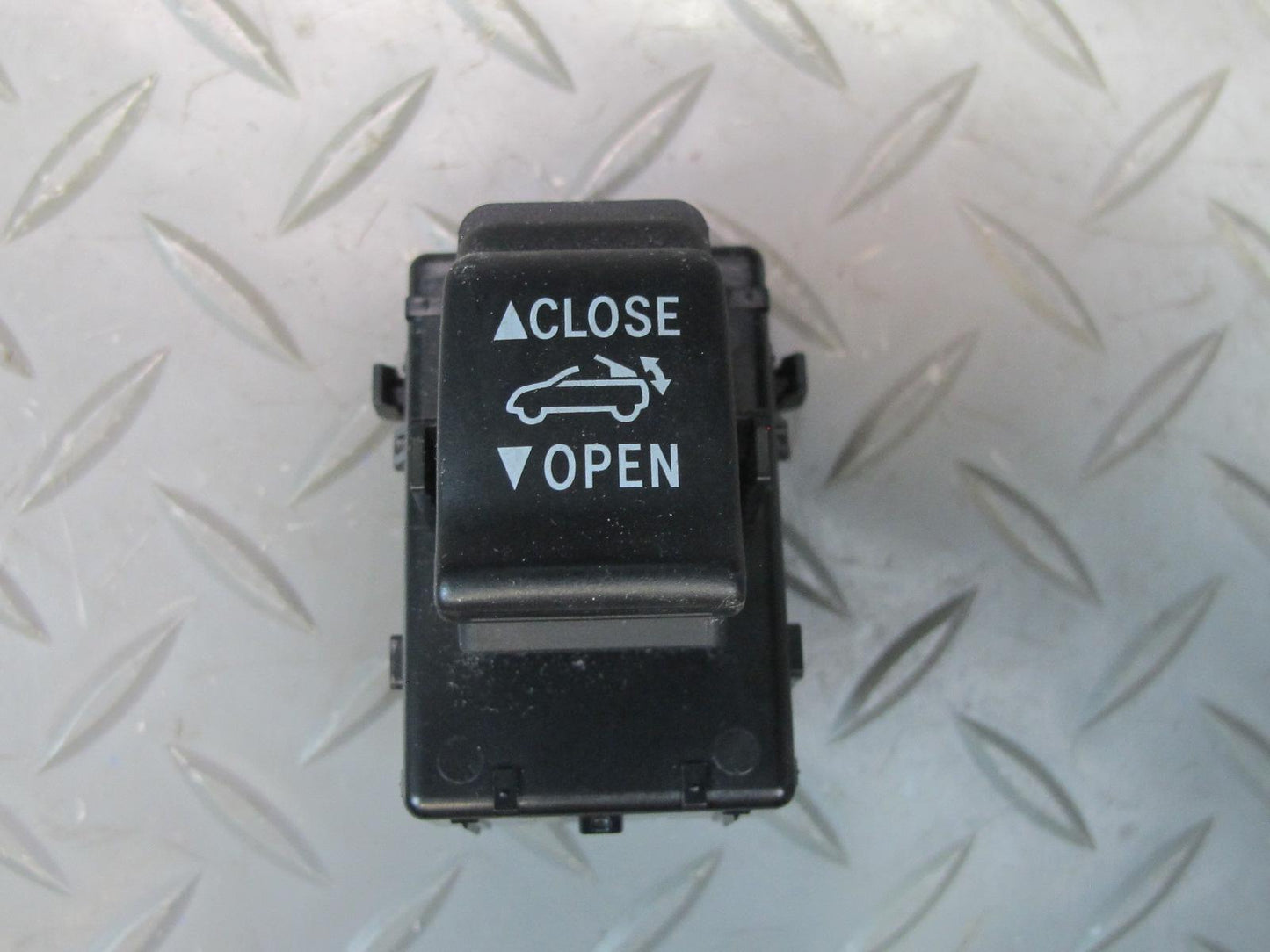 10-11 Lexus GSE20L IS350 IS250 Convertible TOP Roof Button Switch OEM