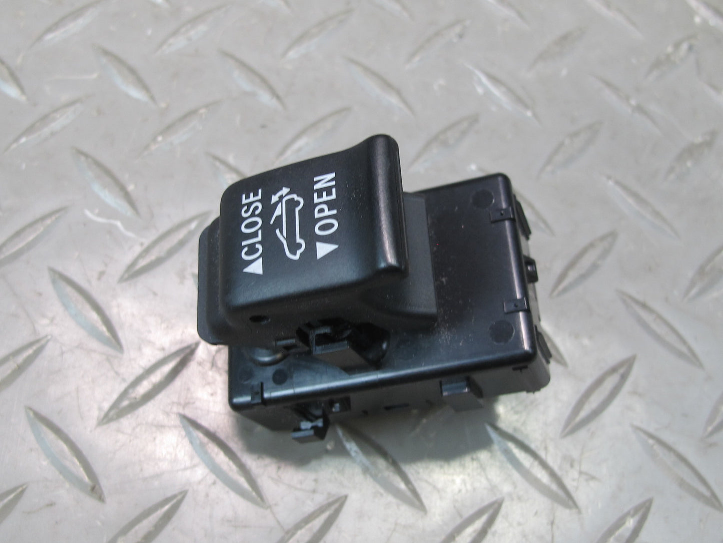 10-11 Lexus GSE20L IS350 IS250 Convertible TOP Roof Button Switch OEM