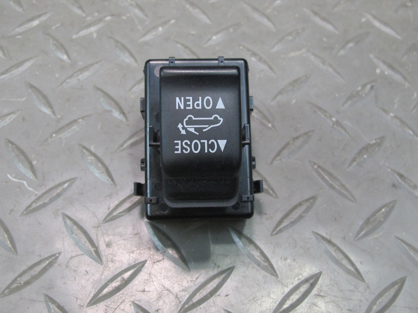 10-11 Lexus GSE20L IS350 IS250 Convertible TOP Roof Button Switch OEM