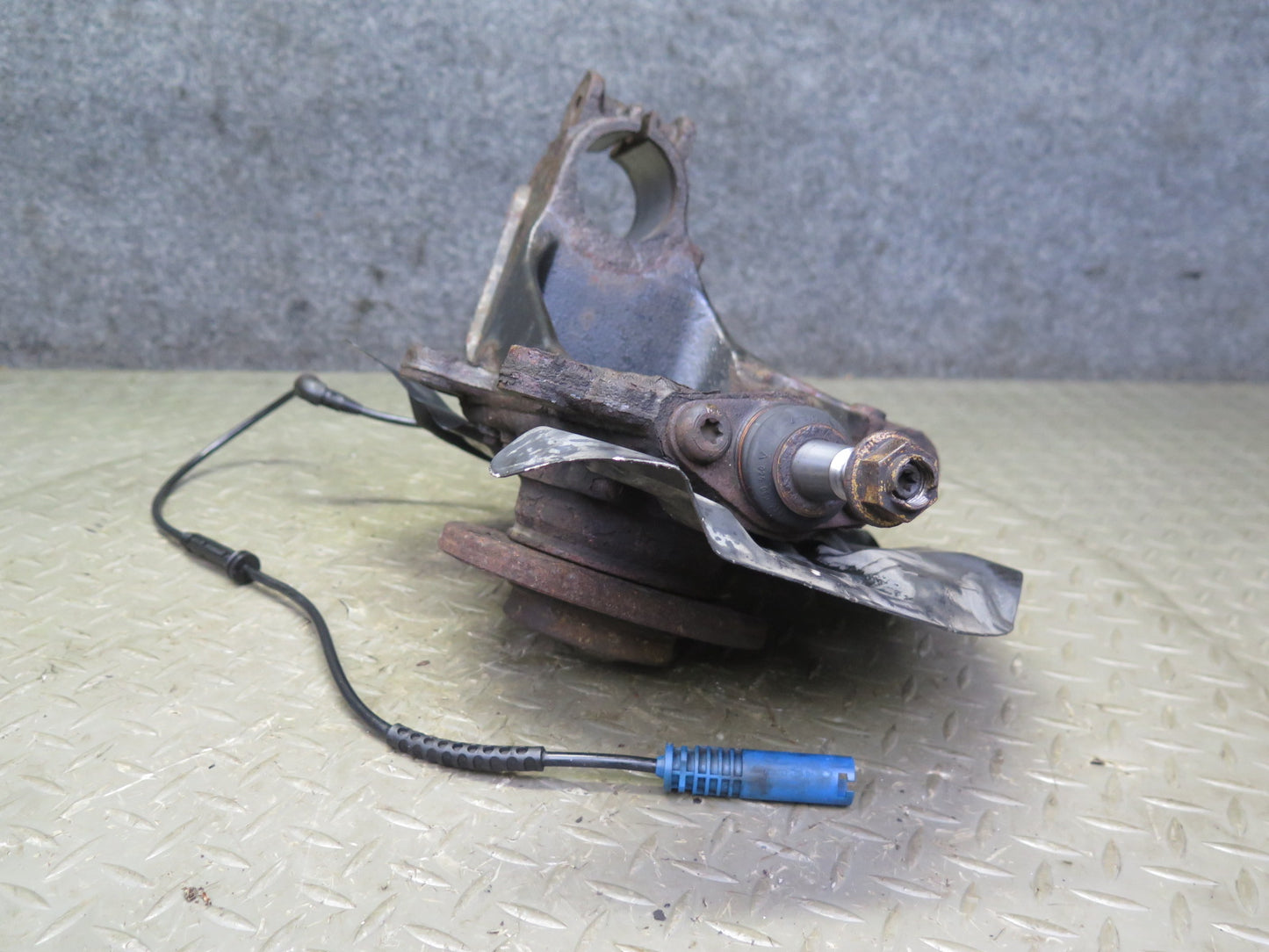 13-15 Mini Cooper R60 R61 AWD Front Right Spindle Knuckle Wheel Hub Bearing OEM