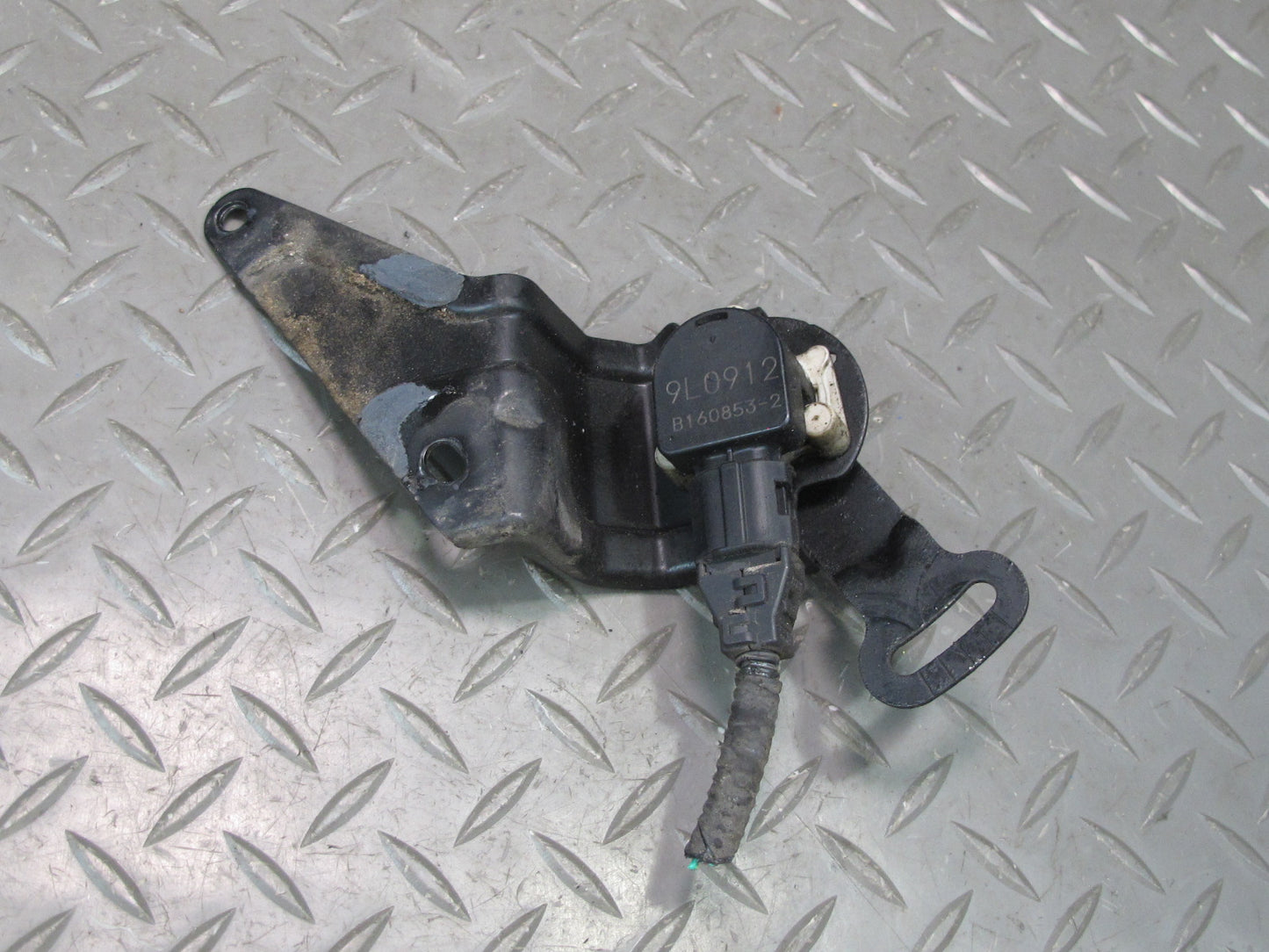 10-13 Lexus IS250 IS350 Front Left Suspension Height Level Sensor OEM