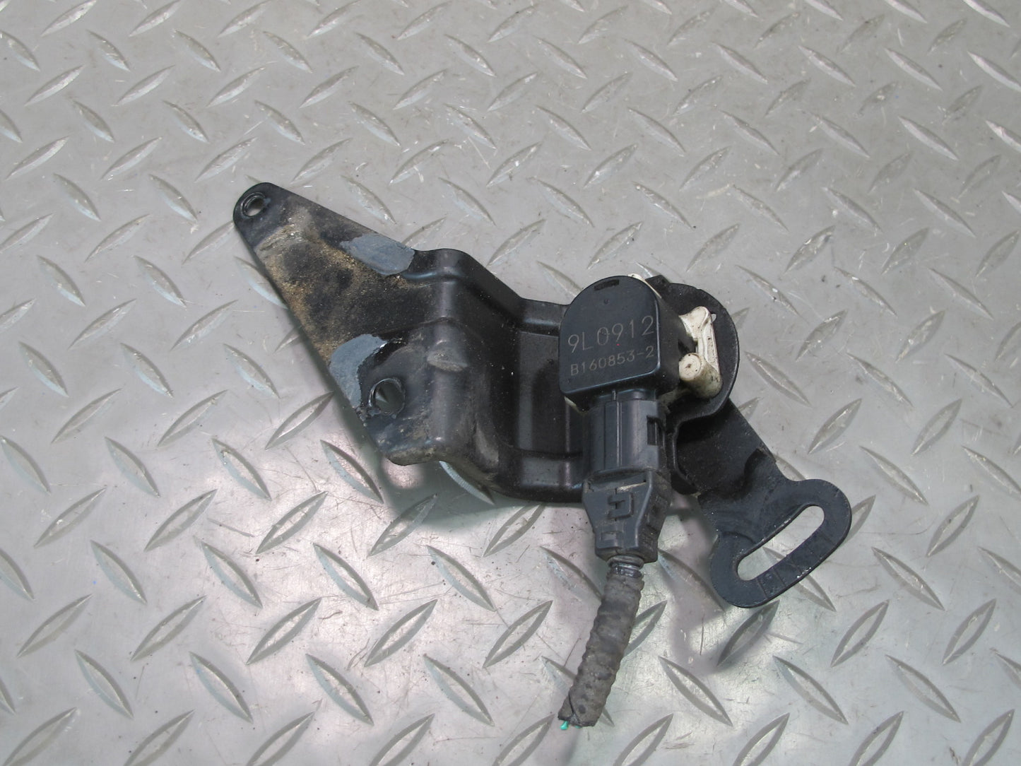 10-13 Lexus IS250 IS350 Front Left Suspension Height Level Sensor OEM