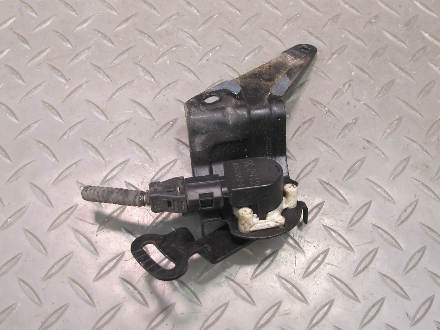 10-13 Lexus IS250 IS350 Front Left Suspension Height Level Sensor OEM