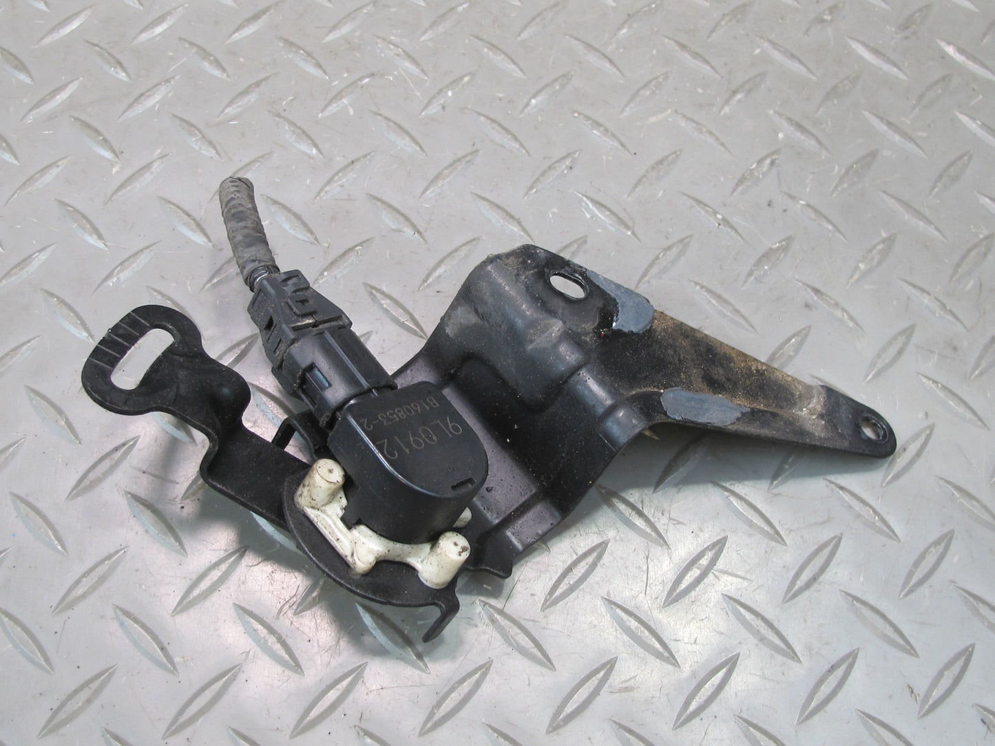 10-13 Lexus IS250 IS350 Front Left Suspension Height Level Sensor OEM
