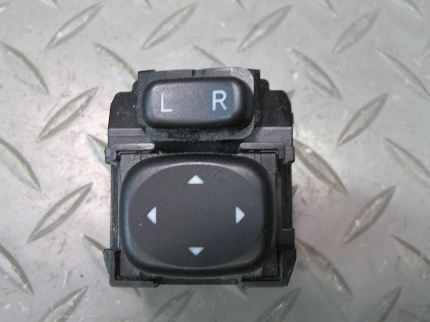 10-13 Lexus GSE20L IS350 IS250 Convertible Side View Mirror Adjust Switch OEM