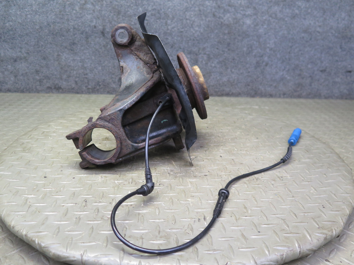 13-15 Mini Cooper R60 R61 AWD Front Left Spindle Knuckle Wheel Hub Bearing OEM