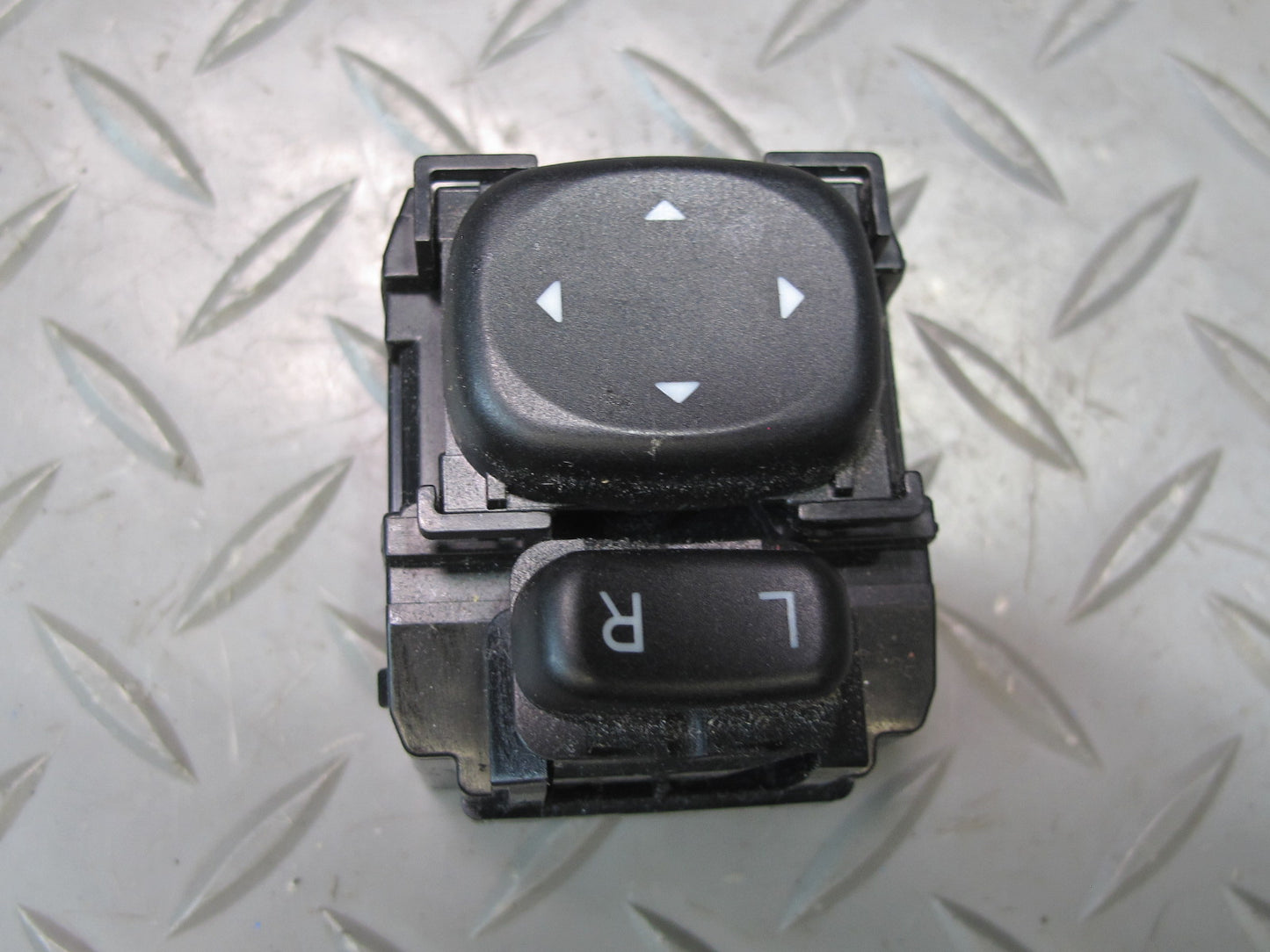 10-13 Lexus GSE20L IS350 IS250 Convertible Side View Mirror Adjust Switch OEM