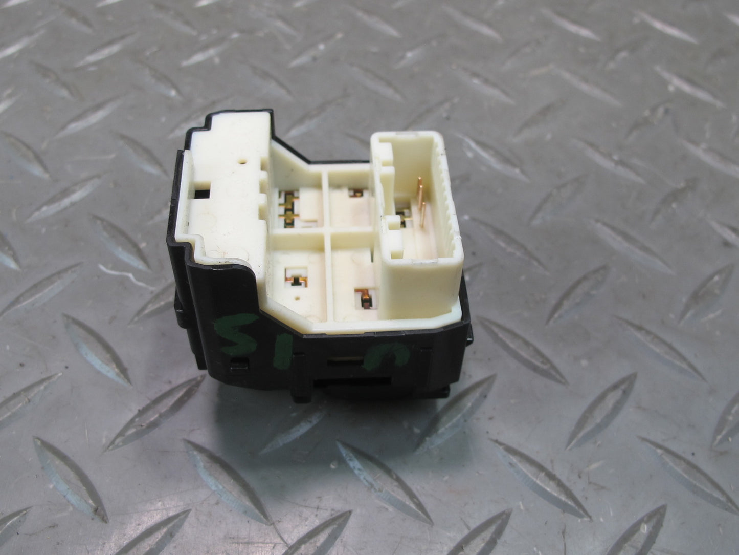 10-13 Lexus GSE20L IS350 IS250 Convertible Side View Mirror Adjust Switch OEM