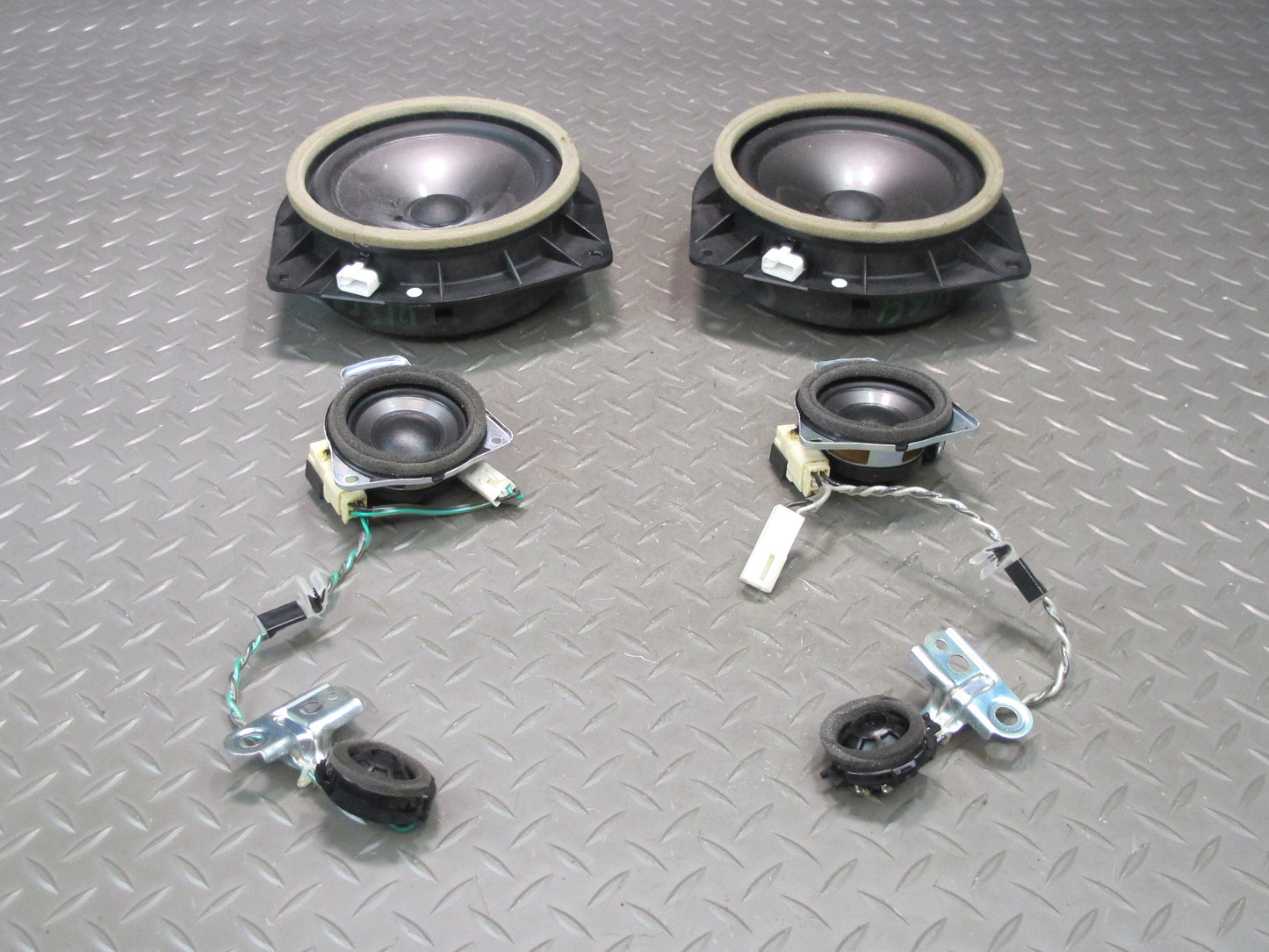 10-13 Lexus IS350 IS250 Convertible Set of 6 Left Right Door Tweeter Speaker OEM