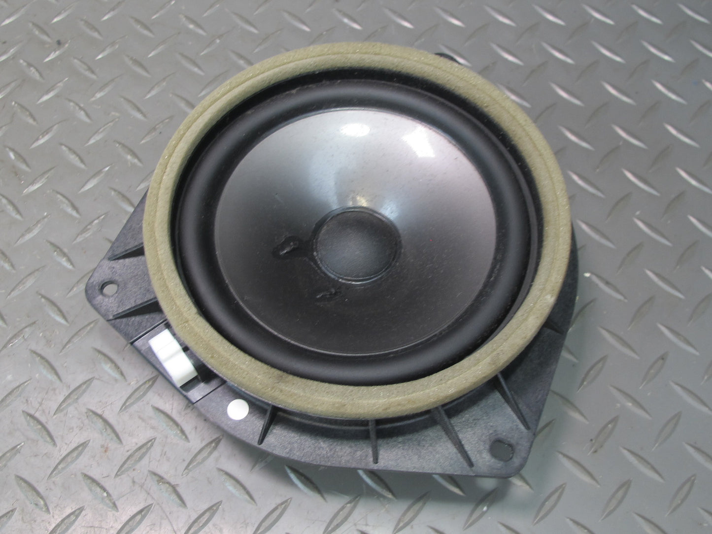 10-13 Lexus IS350 IS250 Convertible Set of 6 Left Right Door Tweeter Speaker OEM