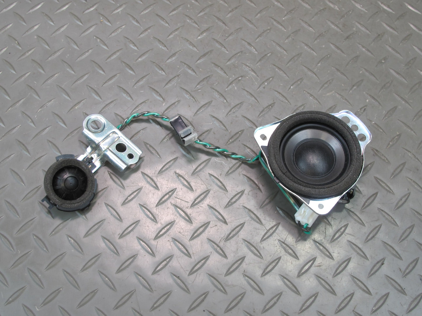 10-13 Lexus IS350 IS250 Convertible Set of 6 Left Right Door Tweeter Speaker OEM