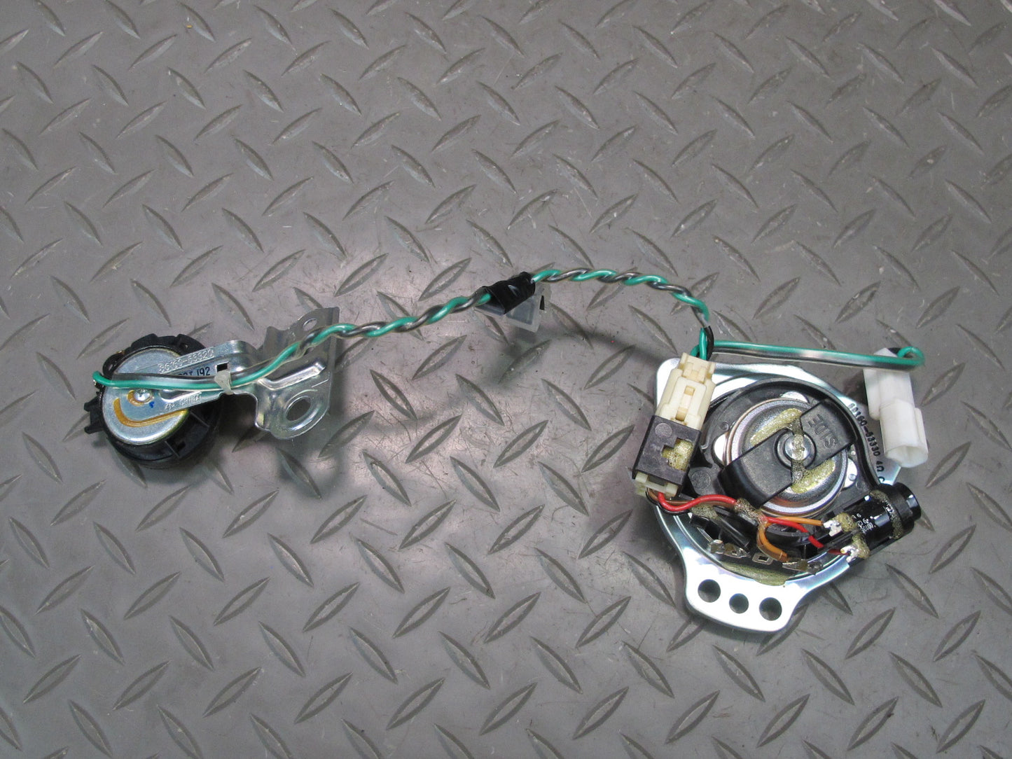 10-13 Lexus IS350 IS250 Convertible Set of 6 Left Right Door Tweeter Speaker OEM