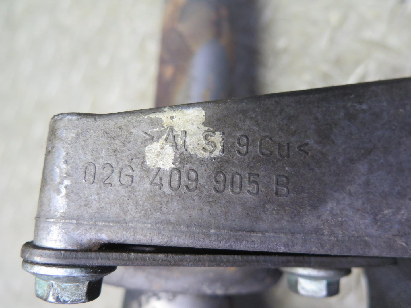 01-03 VW Eurovan T4 Transmission Right Mount Support w Shaft 02G409905B OEM