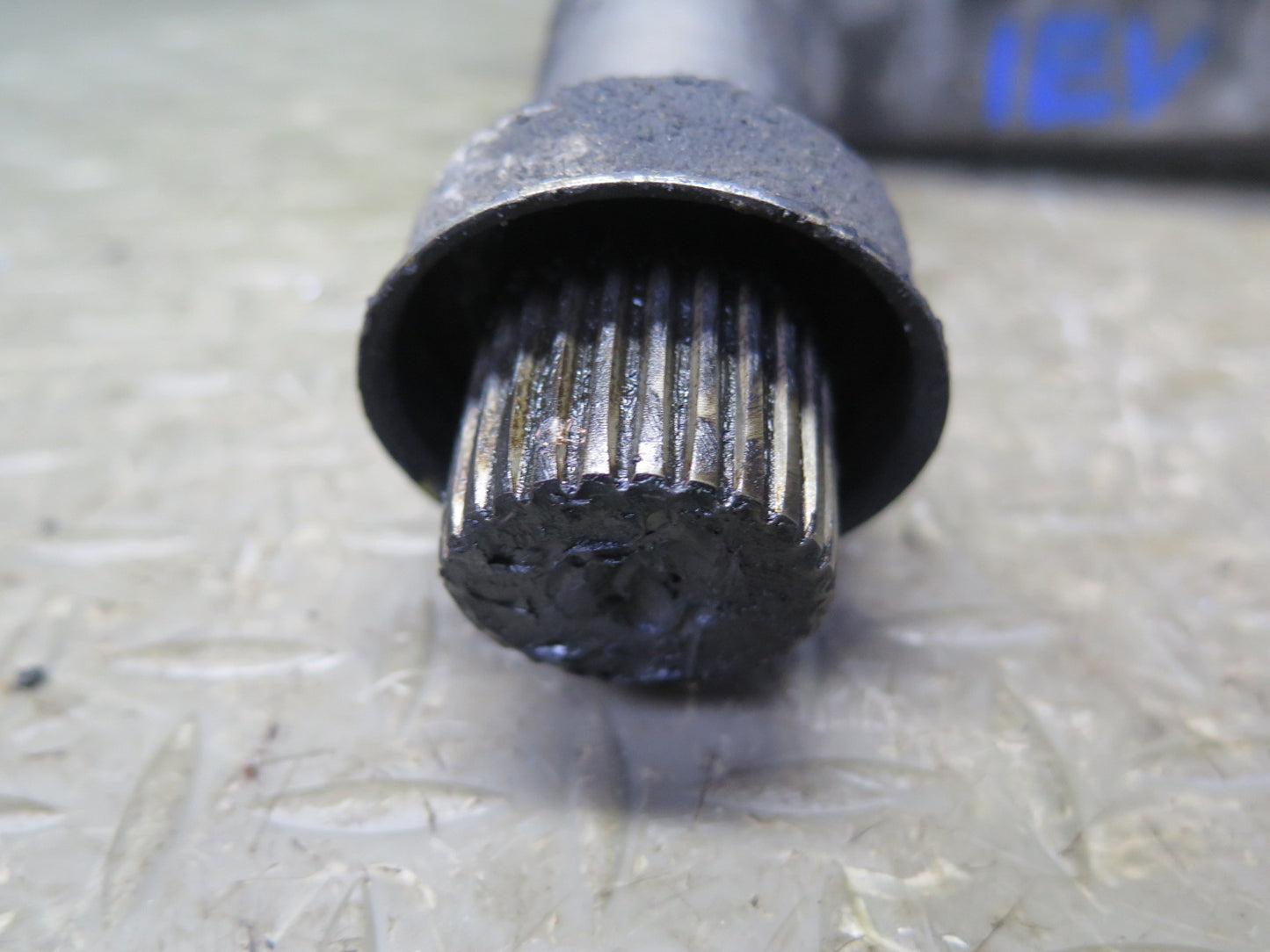 01-03 VW Eurovan T4 Transmission Right Mount Support w Shaft 02G409905B OEM