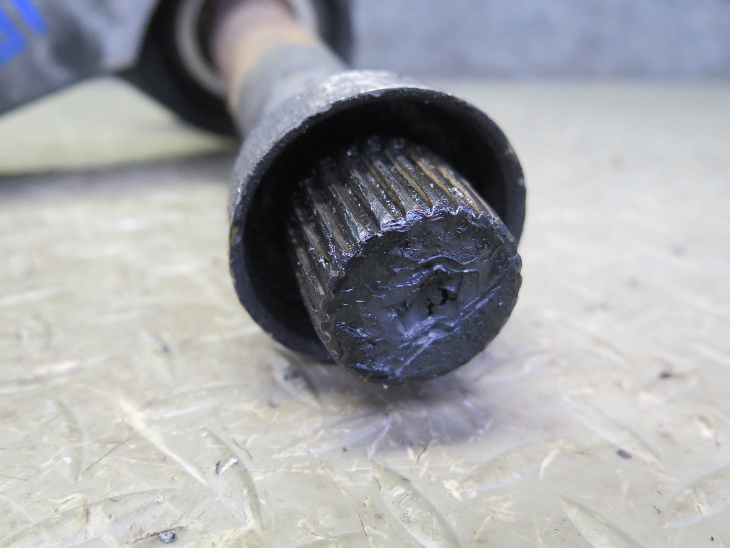 01-03 VW Eurovan T4 Transmission Right Mount Support w Shaft 02G409905B OEM