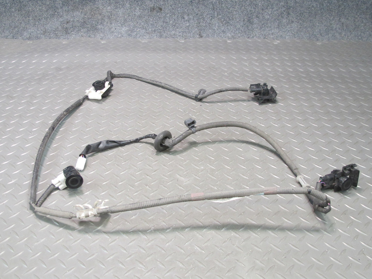 10-11 Lexus IS250 IS350 Conv Rear Bumper Parking Sensor w Wiring Harness OEM