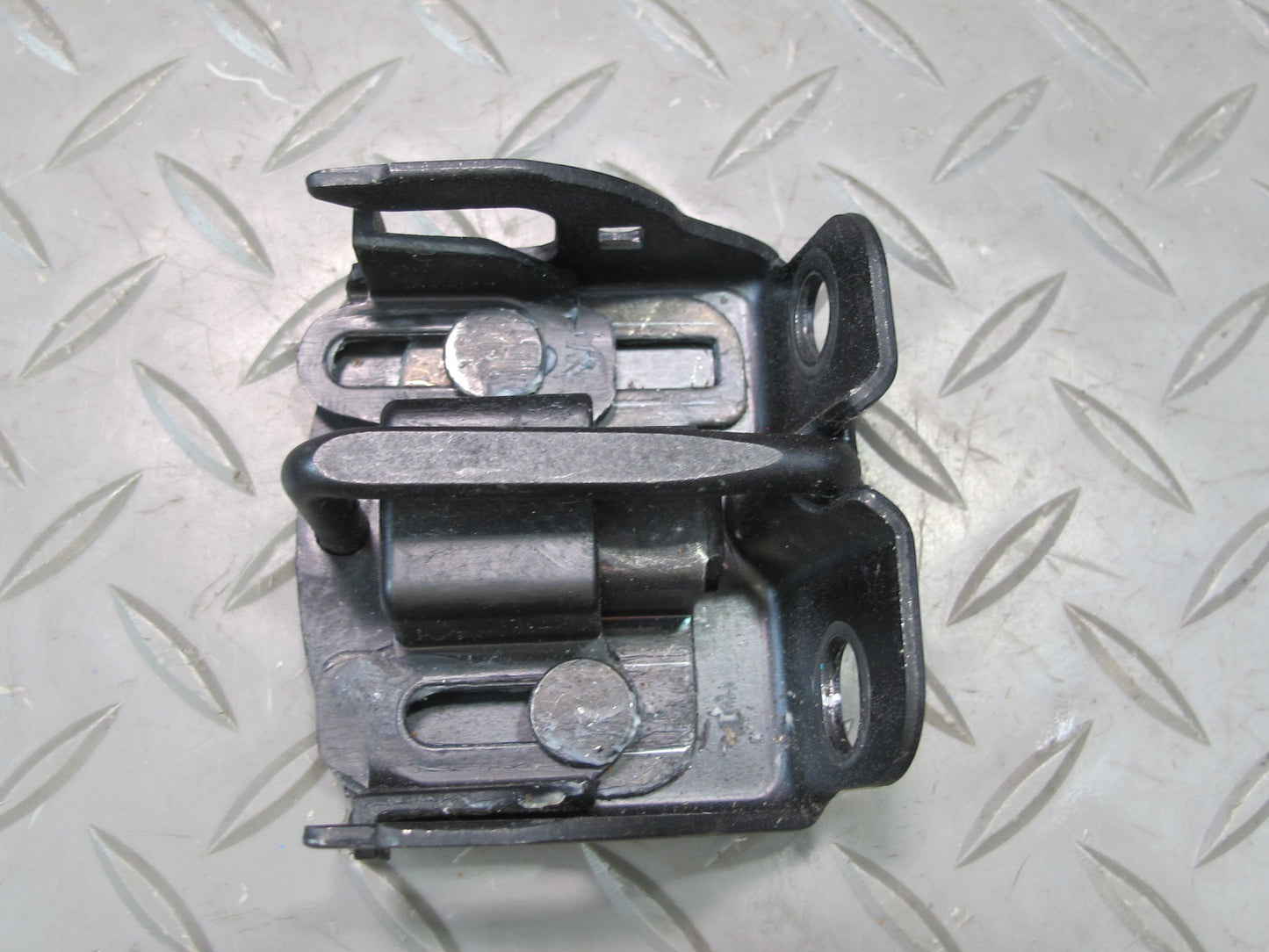 10-13 Lexus IS350 IS250 Convertible Rear Trunk Lid Mounted Lock Latch OEM