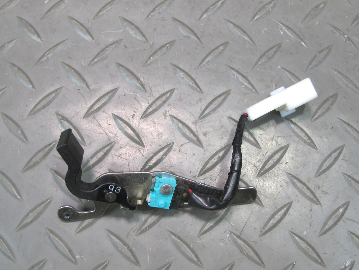 10-13 Lexus GSE20L IS350 IS250 Convertible Electric TOP Roof Switch Set OEM