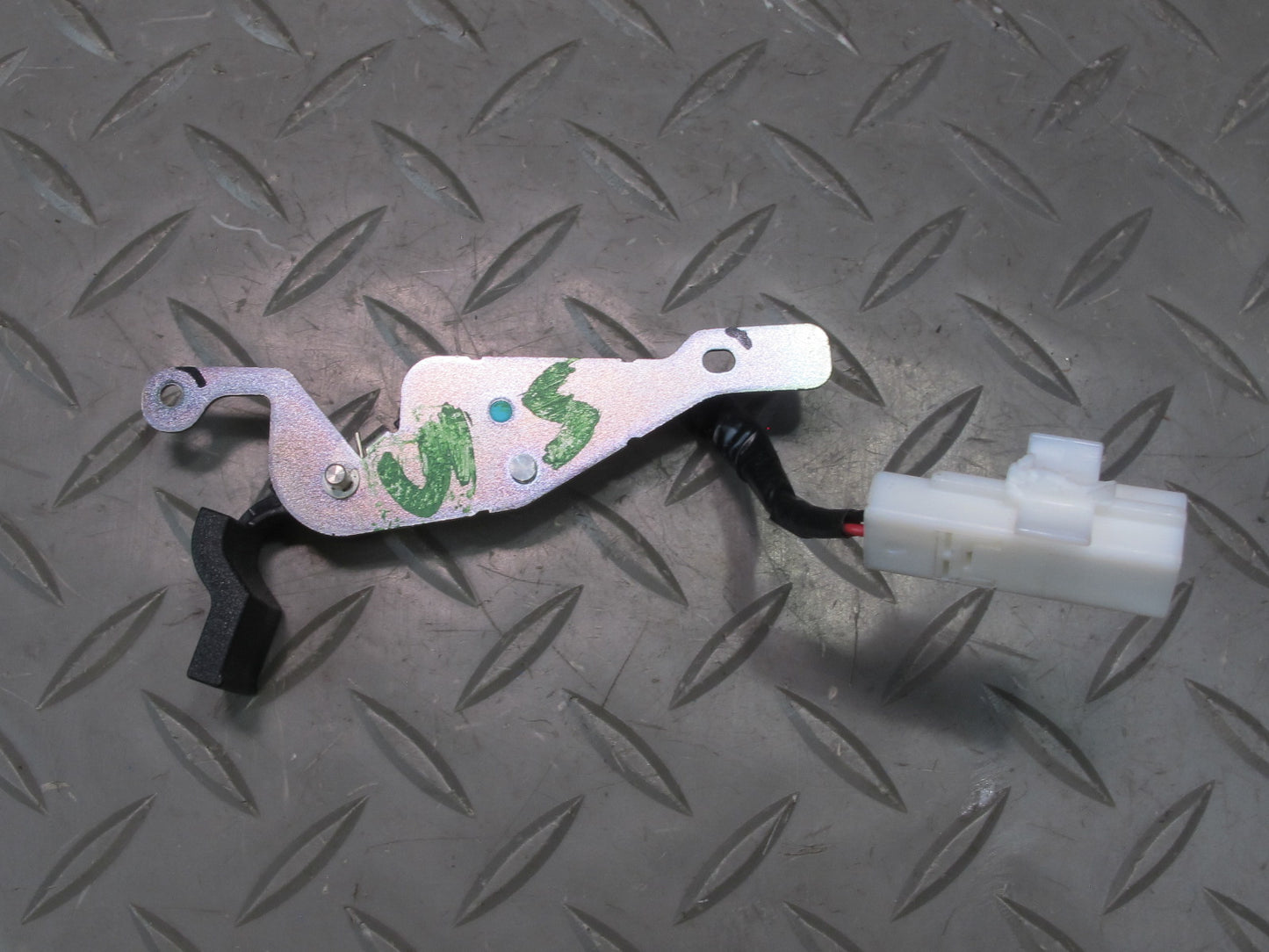 10-13 Lexus GSE20L IS350 IS250 Convertible Electric TOP Roof Switch Set OEM