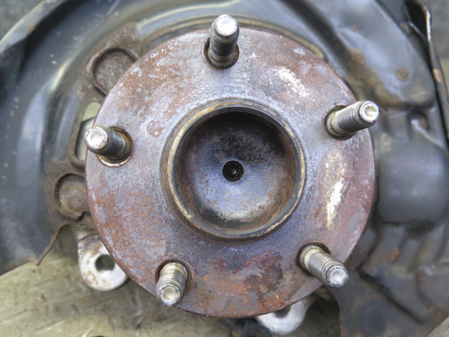 06-13 Lexus IS250 RWD Front Right Spindle Knuckle Wheel Hub Bearing 87K Mile OEM