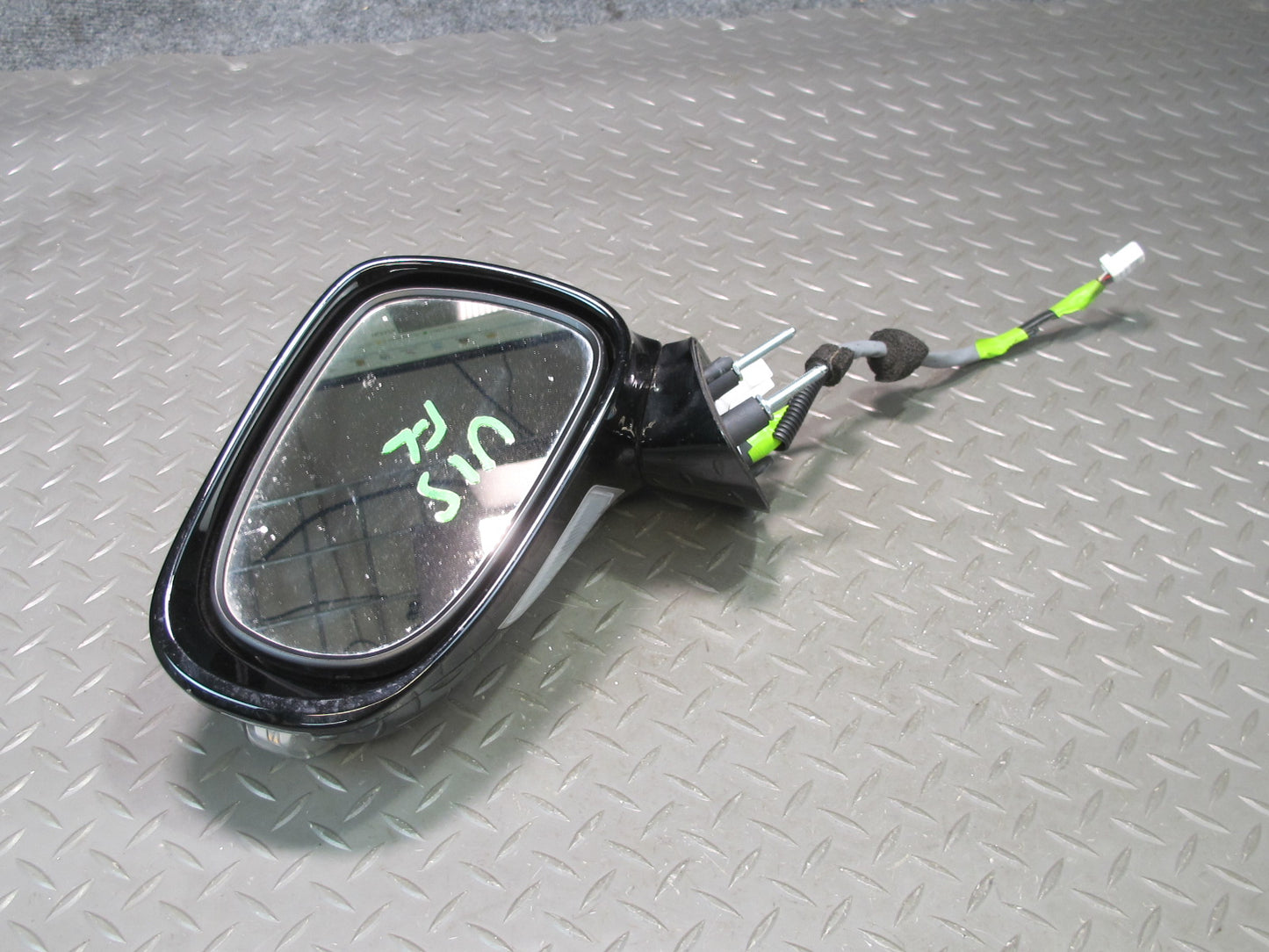 10-13 Lexus IS350 IS250 Convertible Front Left Side Exterior Door Mirror OEM