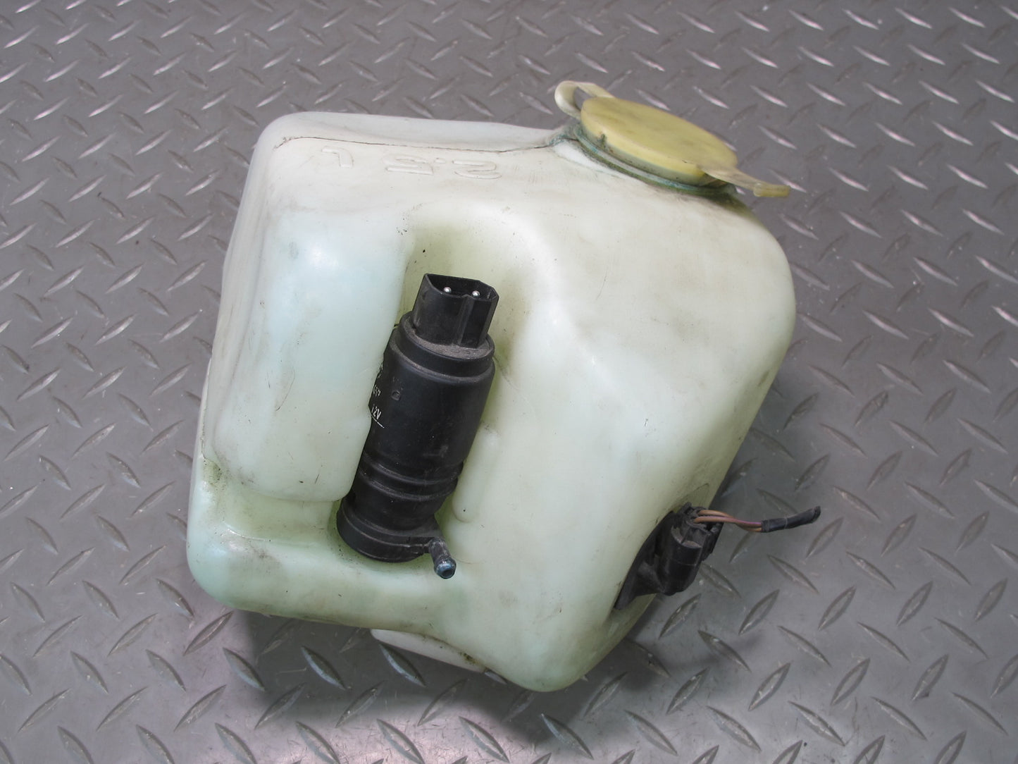 94-99 BMW E36 328iC Windshield Washer Fluid Reservoir Tank w Pump OEM