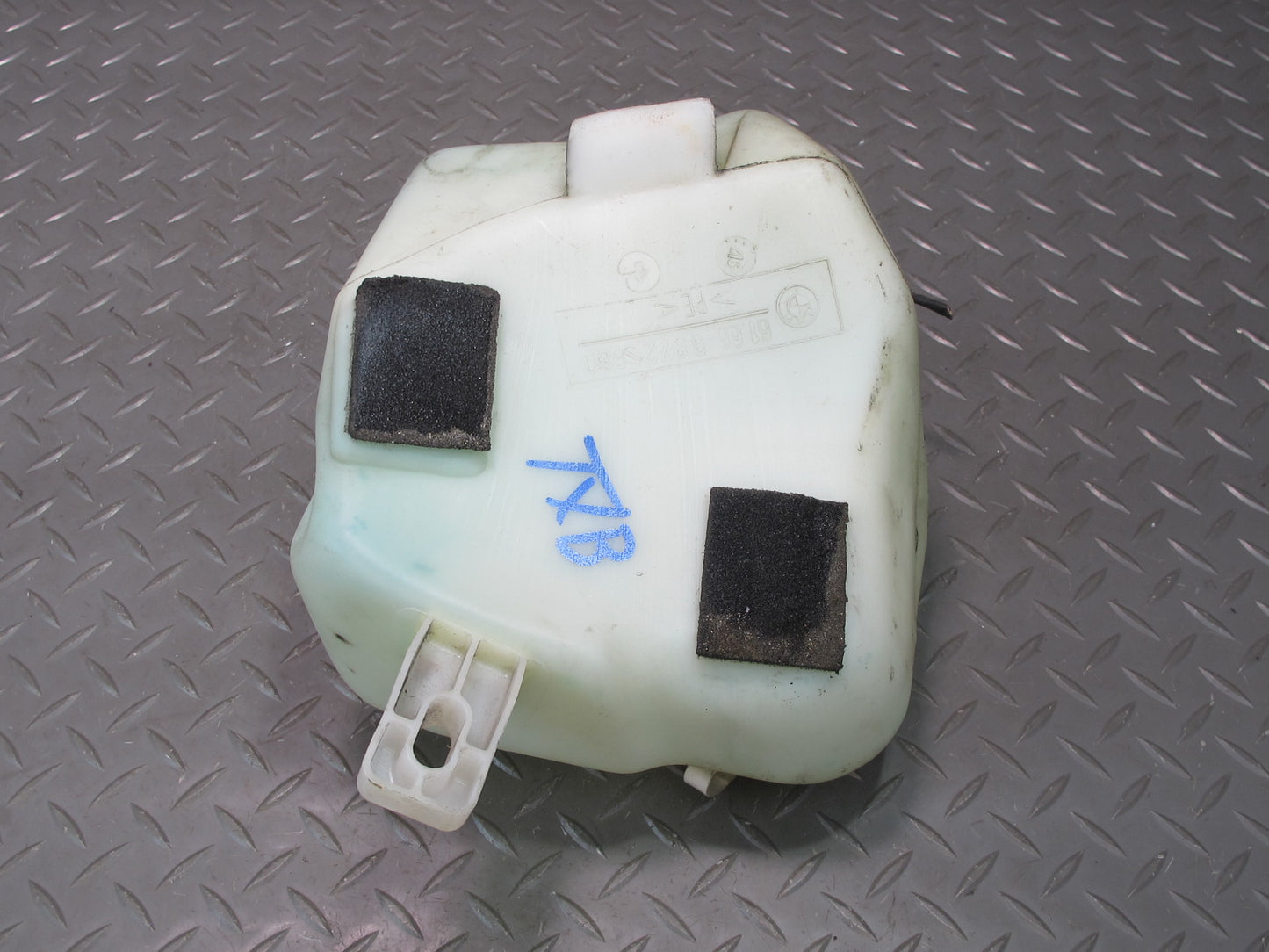 94-99 BMW E36 328iC Windshield Washer Fluid Reservoir Tank w Pump OEM
