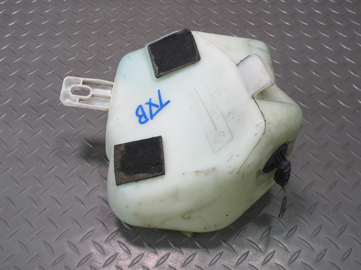 94-99 BMW E36 328iC Windshield Washer Fluid Reservoir Tank w Pump OEM