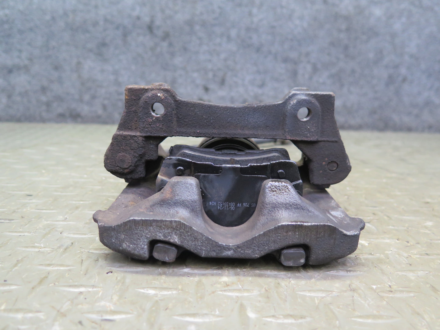10-13 Lexus GSE20L IS250 RWD Convert Rear Left & Right Brake Caliper Set 87K OEM