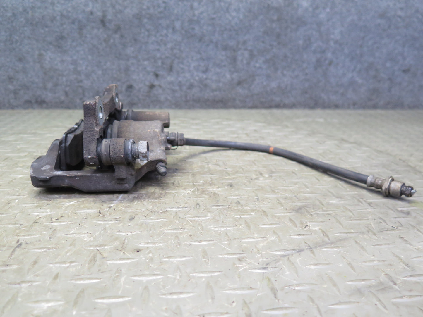 10-13 Lexus GSE20L IS250 RWD Convert Rear Left & Right Brake Caliper Set 87K OEM