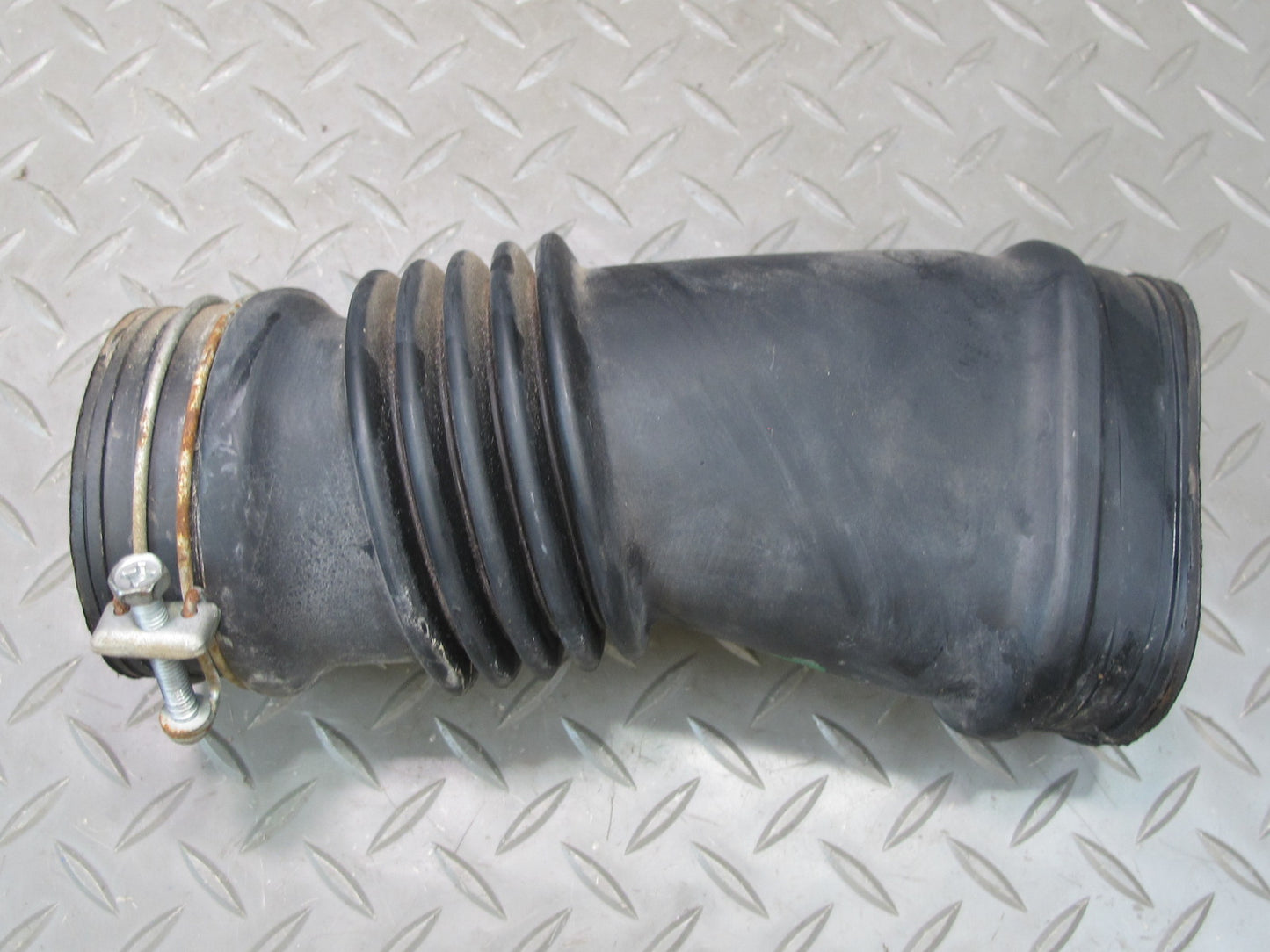 87-89 Toyota MR2 AW15 4AGELC NA Air Intake Duct Hose 17881-16120 OEM