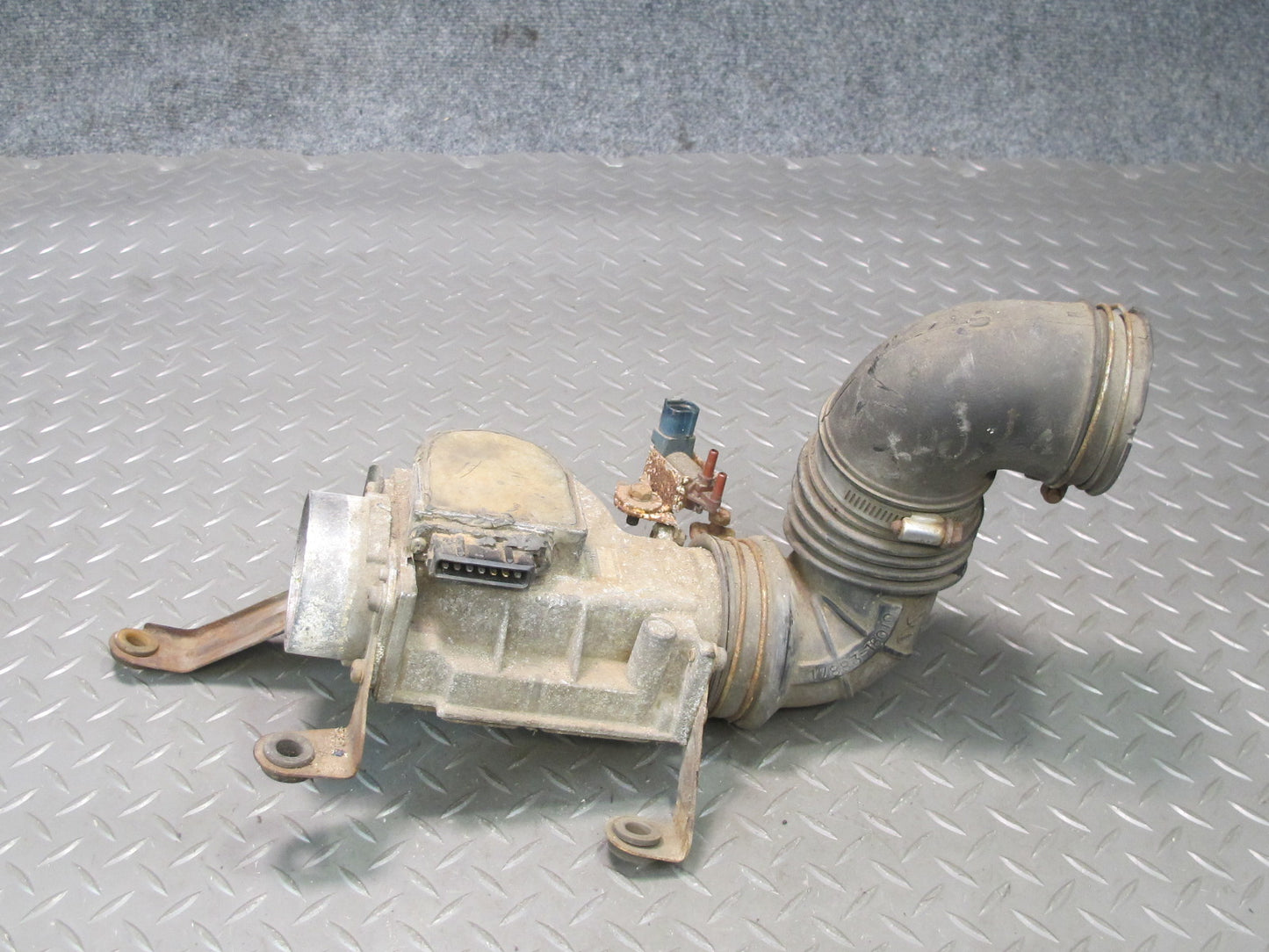 87-89 Toyota MR2 AW15 4AGELC NA Mass Air Flow Meter MAF Sensor w Pipe OEM