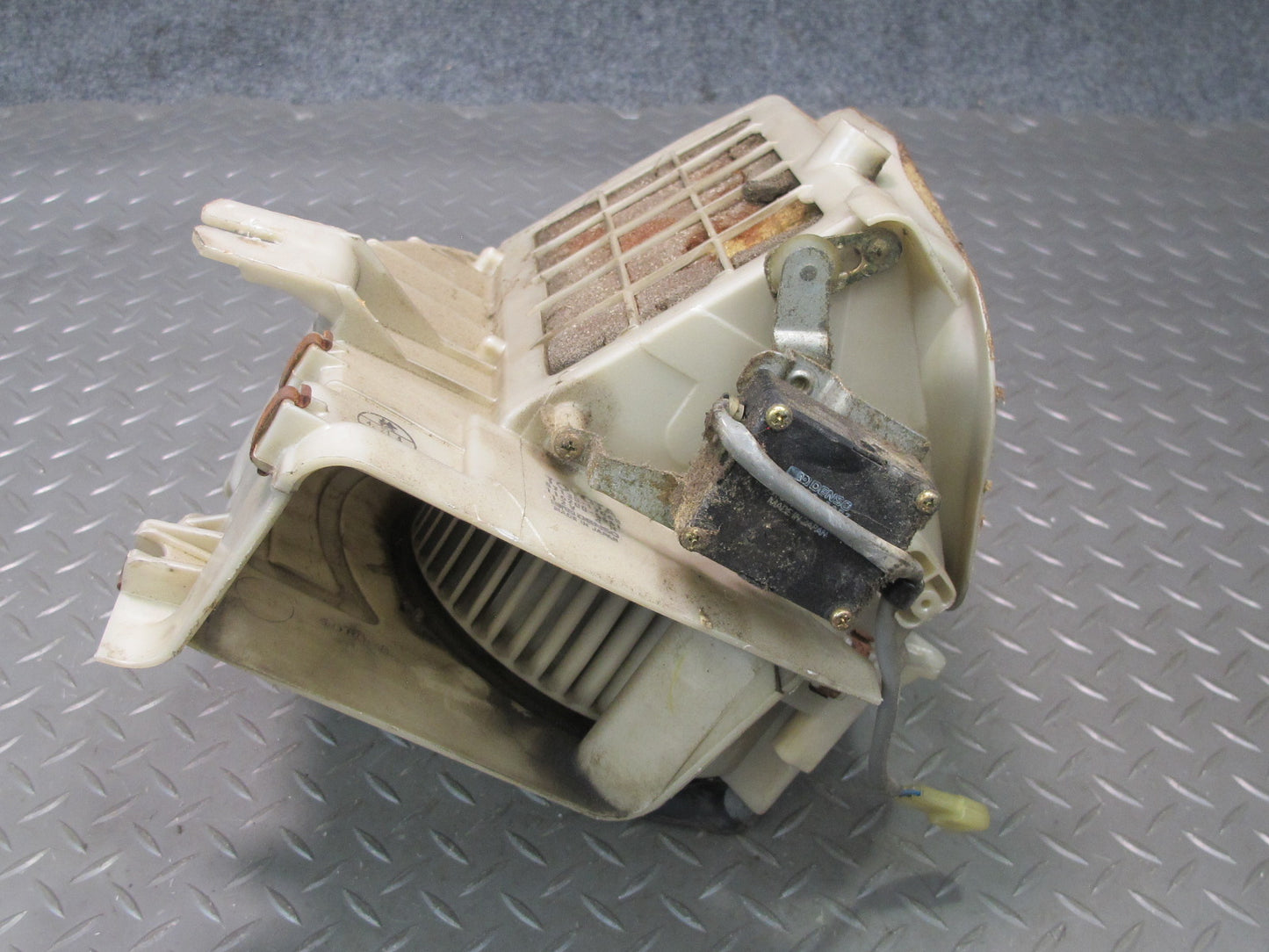 87-89 Toyota MR2 AW15 A/C Heater Blower Motor w Housing Assembly OEM