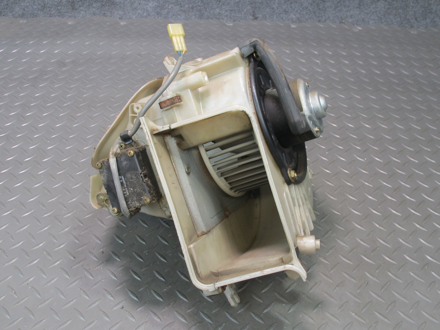 87-89 Toyota MR2 AW15 A/C Heater Blower Motor w Housing Assembly OEM