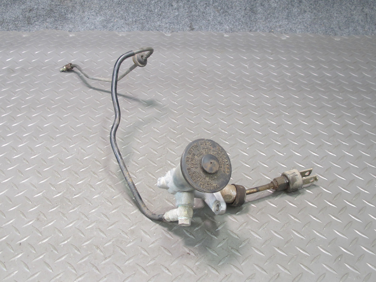 85-89 Toyota MR2 AW15 M/T Clutch Master Cylinder w Hose OEM