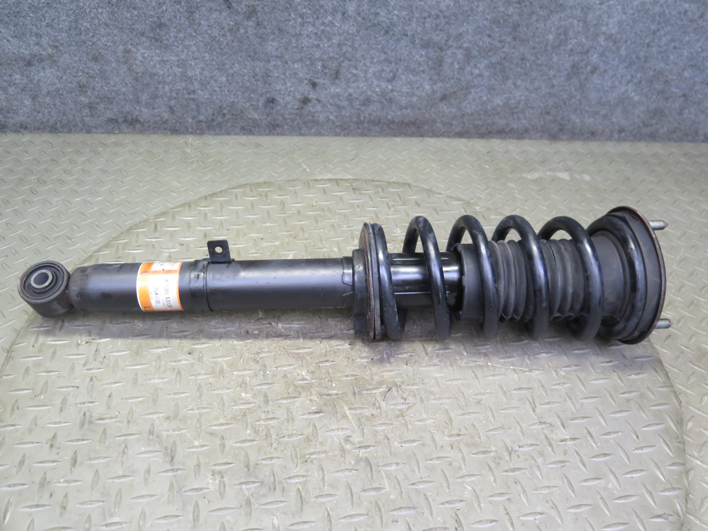 10-13 Lexus GSE20L IS250 Convert Set of 2 Front Left & Right Shock Strut 87K OEM
