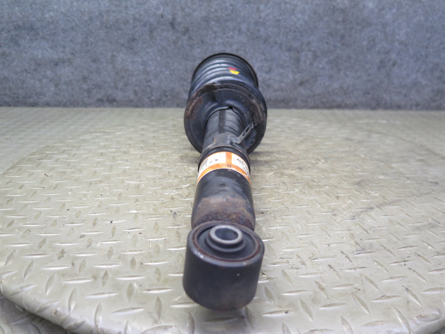 10-13 Lexus GSE20L IS250 Convert Set of 2 Front Left & Right Shock Strut 87K OEM