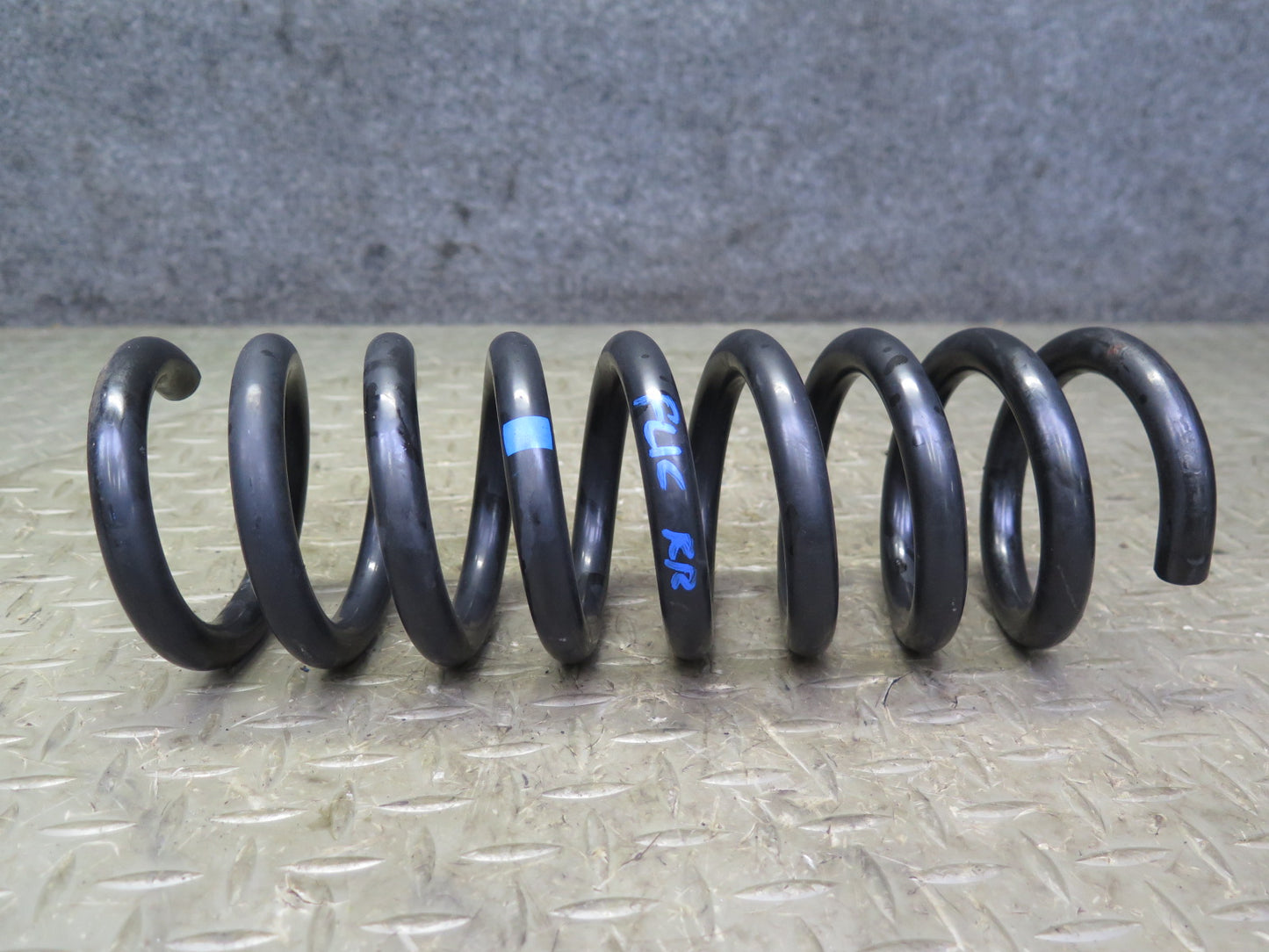 05-11 Mercedes R171 SLK55 AMG Set of 2 Rear Left & Right Coil Spring OEM